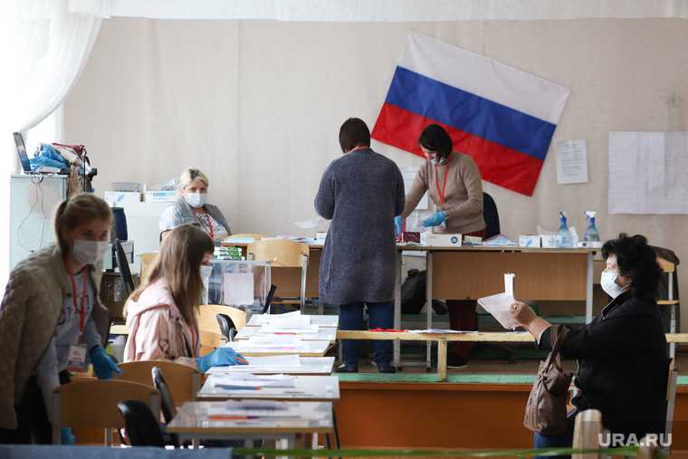 Избирательный участок по общероссийскому голосованию по поправкам в Конституцию РФ. Курган
