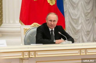 Путин наградил врачей за борьбу с коронавирусом