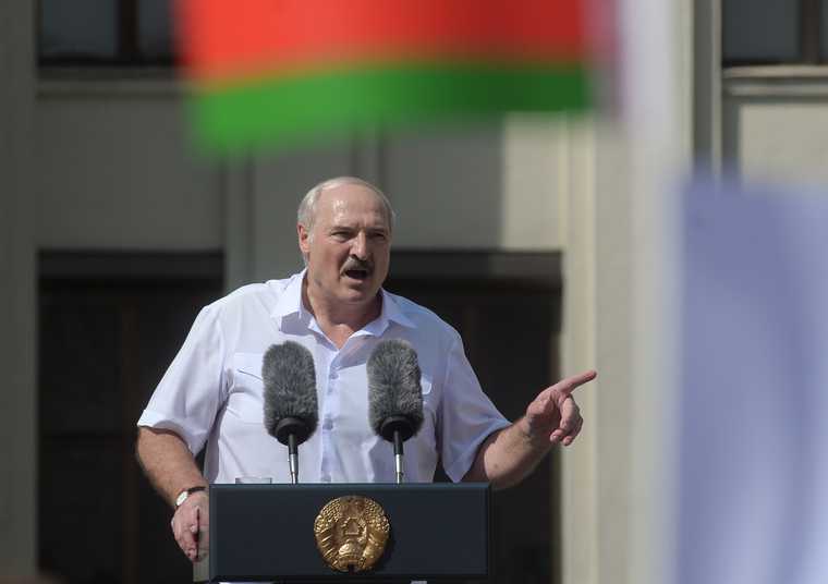 Тихановская уехала в Литву из-за Лукашенко