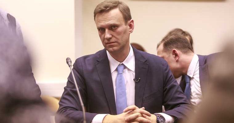 американский телеканал впервые показал немецкую охрану Навального