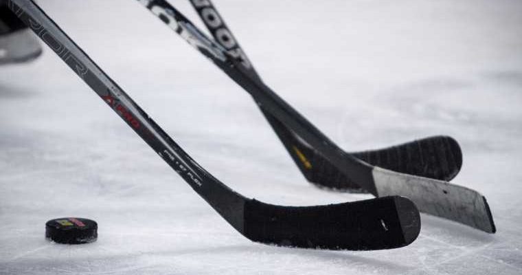 Чемпионат мира по хоккею могут перенести из Белоруссии в РФ