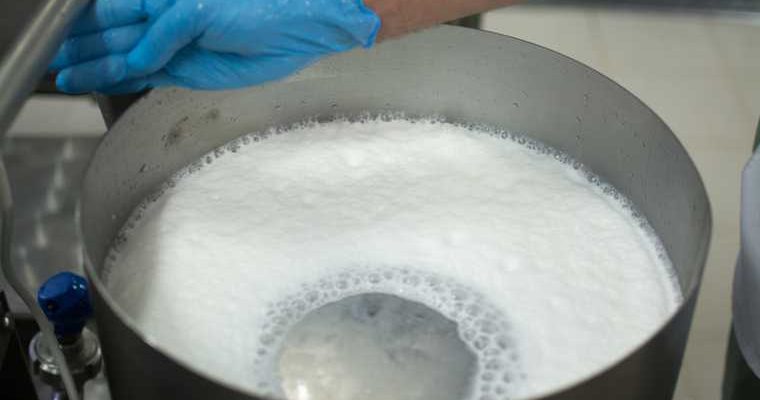 работают по 20 часов