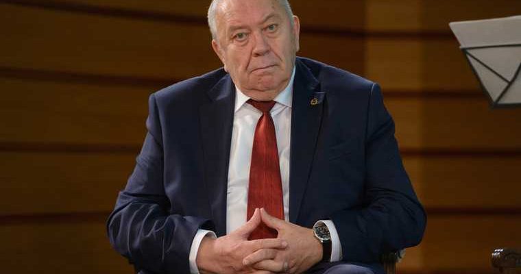 умер Владимир Фортов