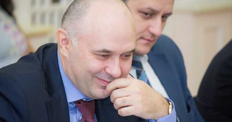 Политики и бизнесмены пытаются встретиться с предполагаемым мэром Сургута — ветераны получал единовременную выплату — фотограф открыл выставку работ из ковидного госпиталя — работники почты жалуются на отношение руководства. Все самые интересные и важные новости ХМАО к утру 8 февраля — в обзоре URA.RU: