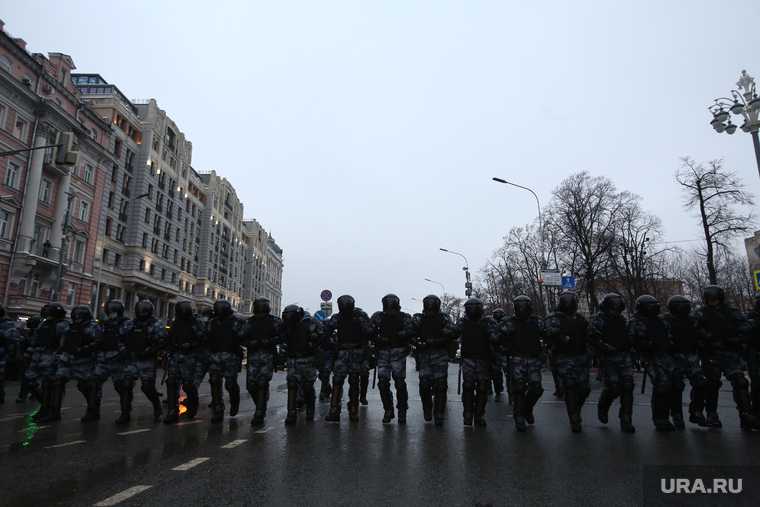 В регионах РФ школьников допрашивают из-за протестов 23 января