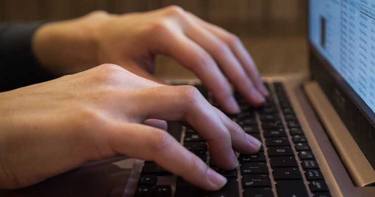 новости хмао нейросеть аис поиск липовые справки ковид-справки фейковые фиктивные справки