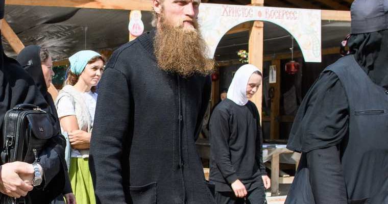 розыск вознаграждение Силуан Среднеруальский монастырь Свердловская область отец Сергий