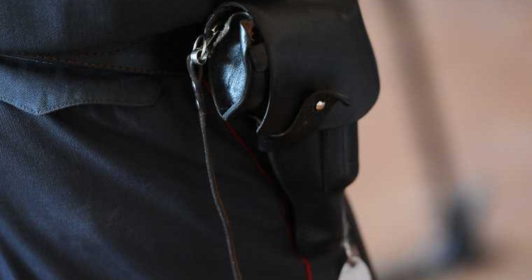 елябинская область полиция участковый смерть табельное оружие