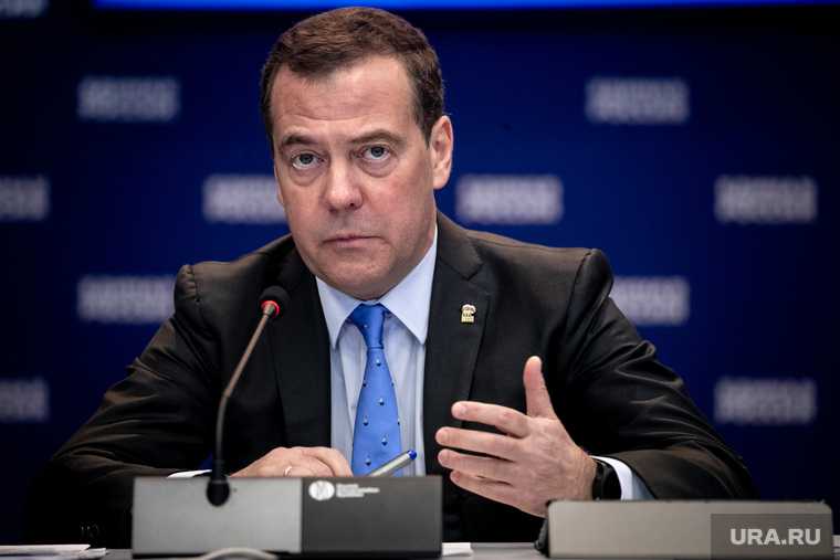 медведев интервью партии парламент выборы единая россия