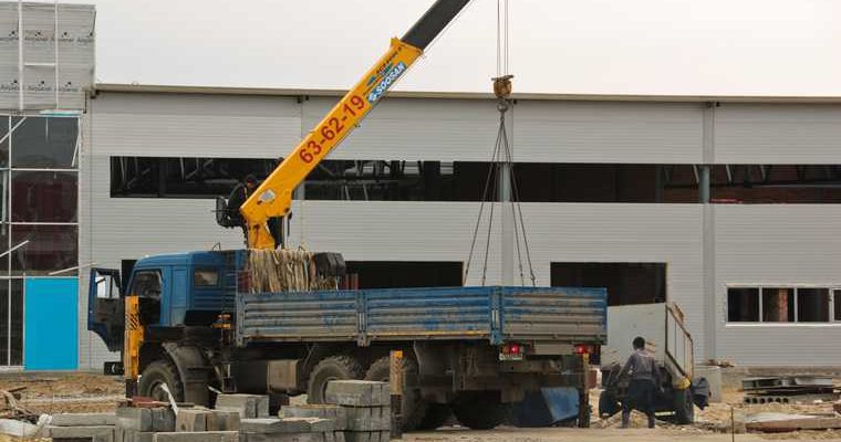 упал кран на водопровод Челябинская область