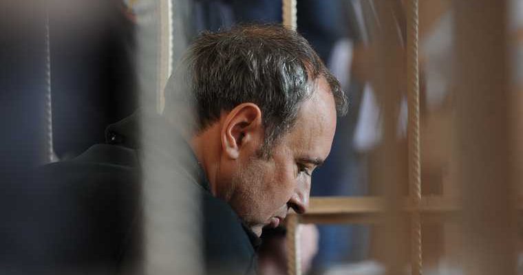 Челябинская область Копейск мэр Вячеслав Истомин ФСБ взятки осетры уголовное дело