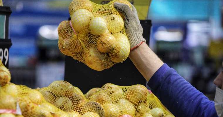 лук дорожает